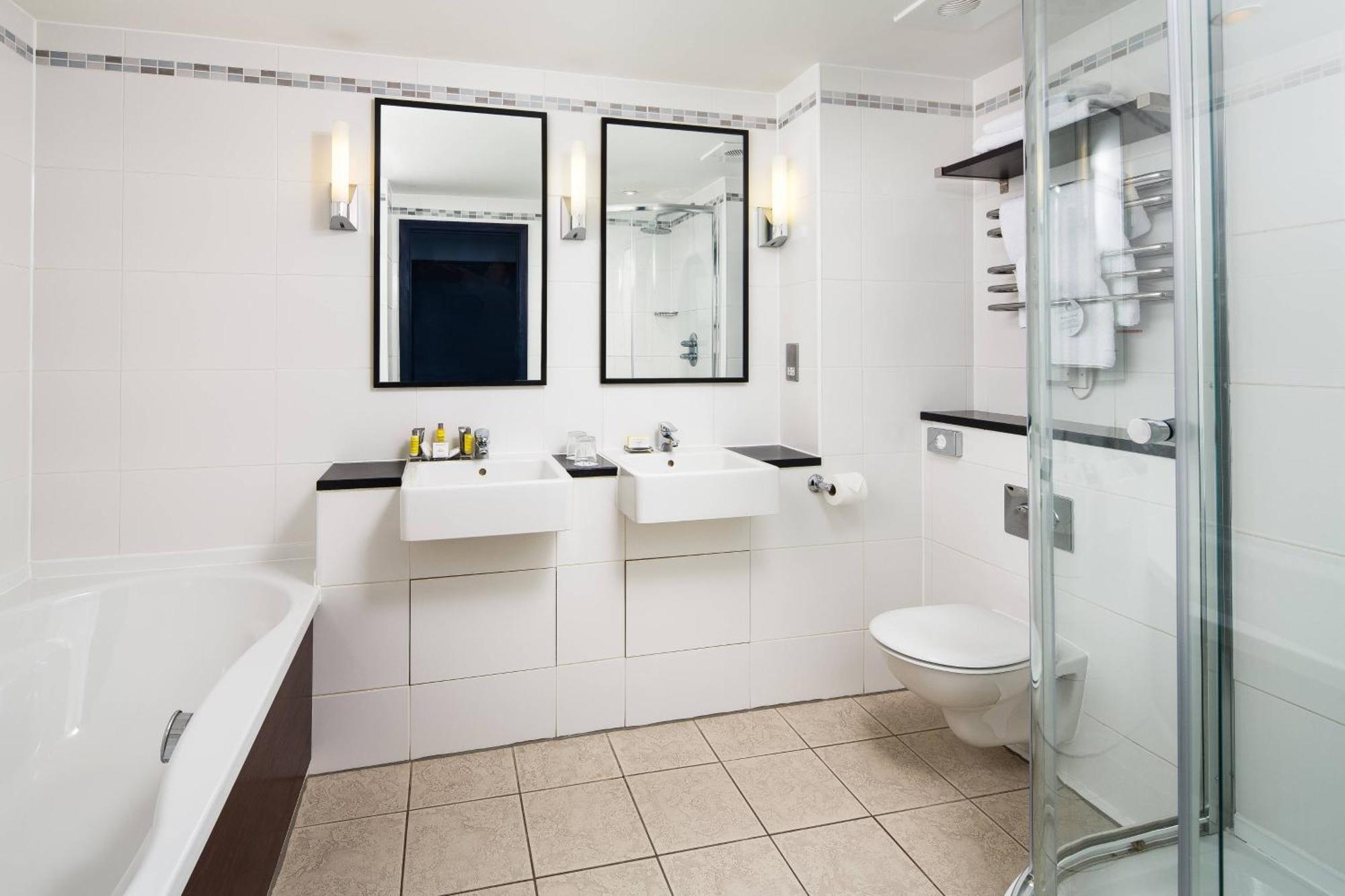 Delta Hotels By Marriott Nottingham Belfry מראה חיצוני תמונה
